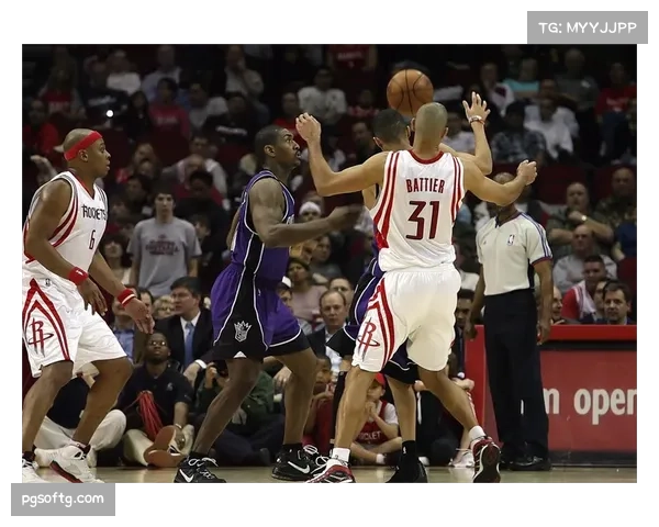 伤病潮下的指挥艺术 多位教练调整轮换应对主力缺阵 伤病潮下的指挥艺术 多位教练调整轮换应对主力缺阵